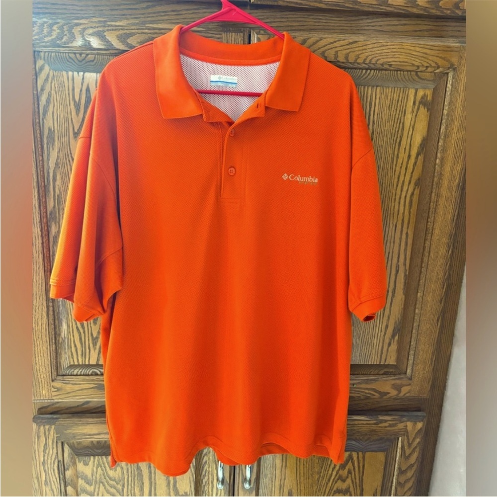 Columbia PFG Skiff Cast Fishing Polo
Size XL Burnt Orange Color